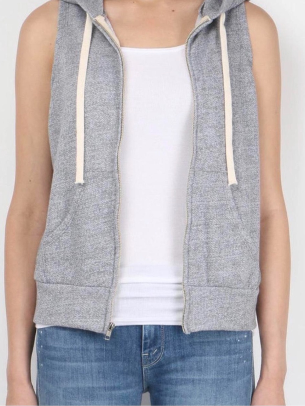 Monrow Heather Gray Sleeveless Hooded Zip Front Vest